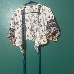 Japna Floral Kimono - White and Blue